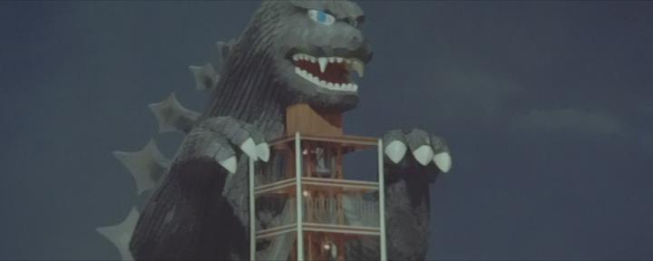 Годзилла против Гигана (1972. Godzilla vs. Gigan).avi_snapshot_00.16.09_[2013.06.22_23.01.45]
